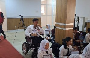 Belajar dari Kegigihan Hasbi, Tunadaksa yang Kini Jadi Mahasiswa Baru Unsika Hasbi mahasiswa baru unsika