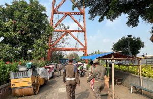 Manusia gerobak di karawang