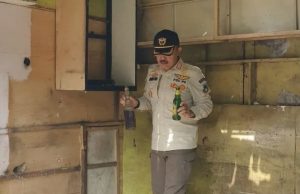 Bangunan Liar di Atas Saluran Air Dibongkar, Satpol PP Garut: Langgar Perda! Bangunan Liar garut