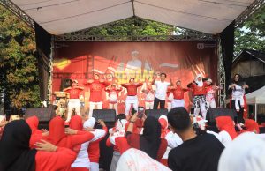 Senam Bersama Bupati Aing, Alun-alun Purwakarta Dipadati Warga Senam Bersama bupati Purwakarta