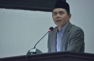 Ketua DPRD Karawang Minta Warga Jangan Latah Kibarkan Bendera One Piece Jelang HUT ke-80 RI Dprd karawang bendera one piece