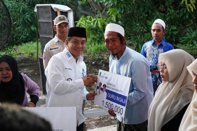 Guru ngaji dan marbot karawang