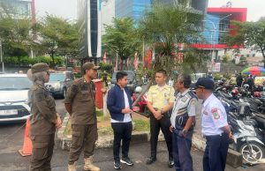 Ramai Pungli Oknum Jukir di Galuh Mas Karawang, Satu Motor Digetok Tarif Rp 10 Ribu Pungli oknum jukir karawang