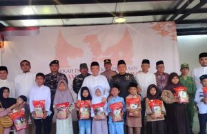 Santunan yatim piatu di sedekah kemerdekaan