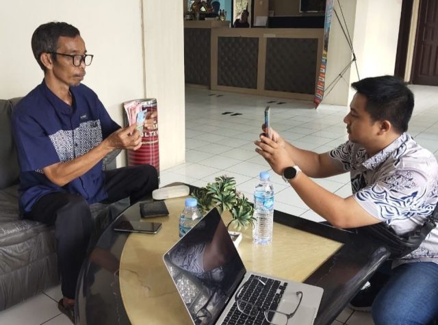 Dana bsu ribuan pekerja karawang