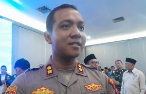 Pasukan demo polisi di karawang