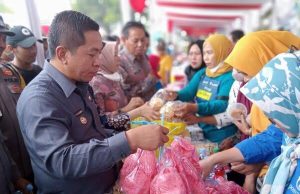 Seriusnya Bupati Aep Majukan UMKM Karawang, Dulu Bantuan Cuma Rp 2 M, Kini Dinaikkan Jadi Rp 20 M Bantuan umkm karawang bupati aep