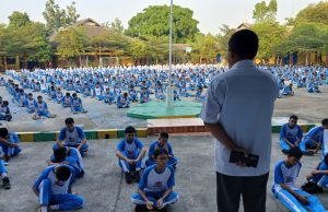 Tegas, SMKN 1 Karawang Bakal Keluarkan Siswa Jika Nekat Ikut Demo Smkn 1 karawang demo