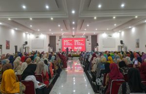 Seminar ketahanan keluarga di karawang
