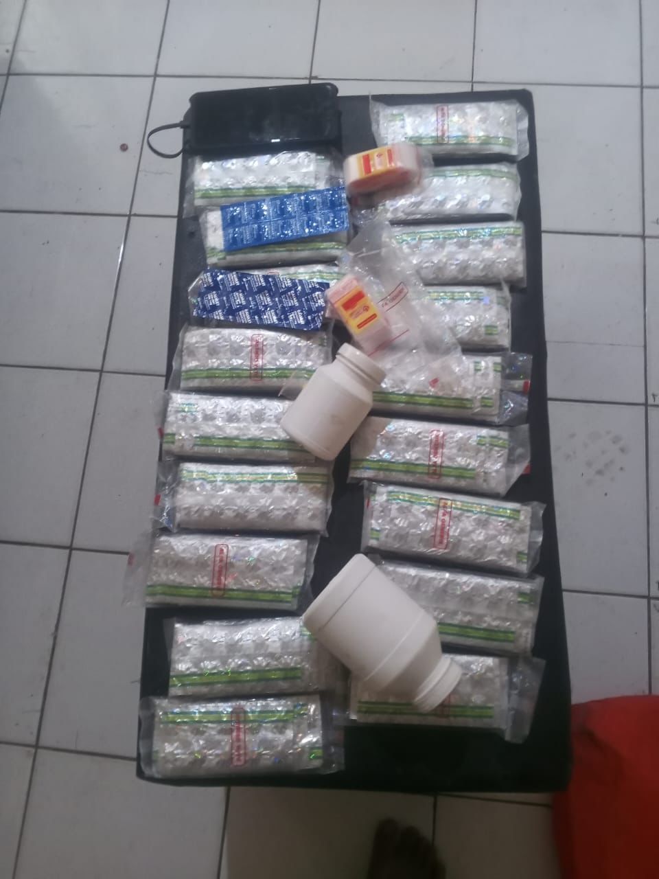 Pengedar eksimer di karawang ditangkap