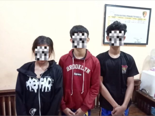 Abg karawang dan polisi