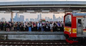 Krl ke karawang batal