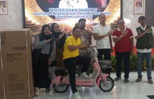 Pemkab Karawang Gelontorkan Rp12 M, Ribuan UMKM Dapat Bantuan Produksi Bantuan produksi umkm karawang