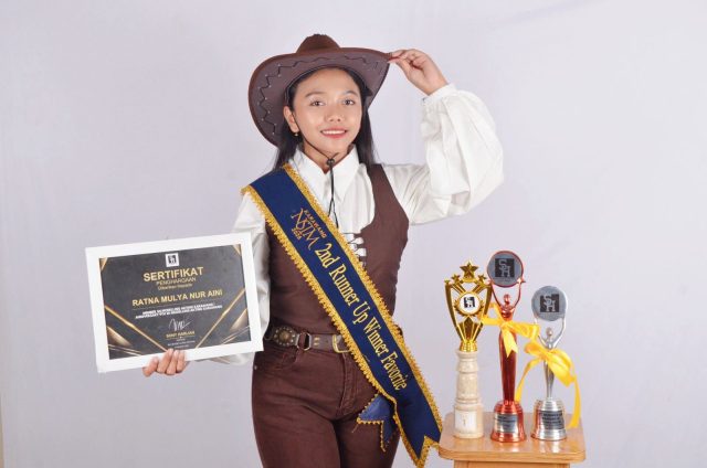Sh modelling karawang