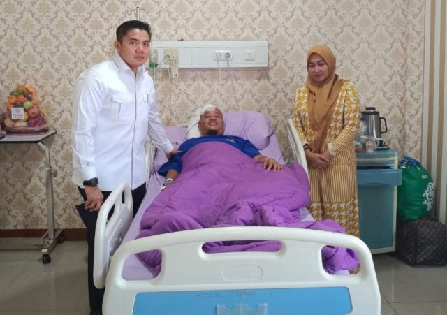 Demo karawang 19 orang terluka