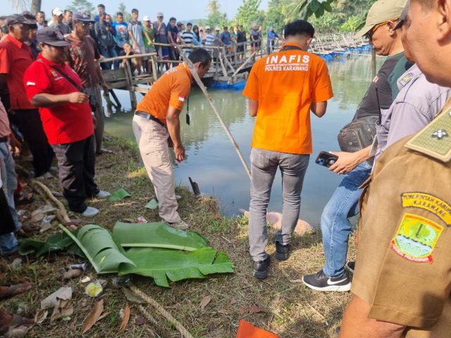 Mayat wanita karawang di sungai citarum