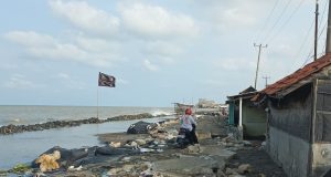 Penyelamat Nyawa di Pesisir Karawang: Kisah Yati Perangi TBC di Cibuaya Penyintas tbc di cibuaya karawang