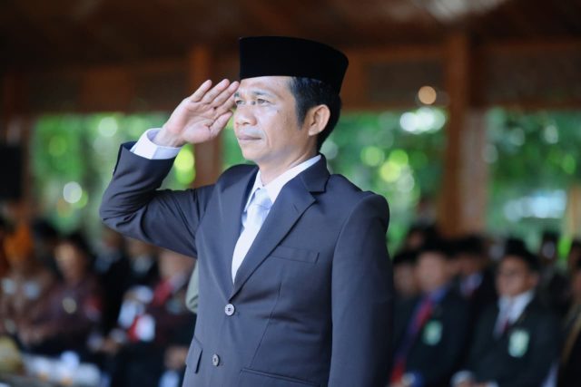 Upacara hari pahlawan