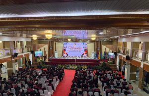 Lulusan wisuda unsika