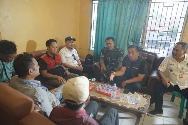 Bupati karawang pesawat jatuh