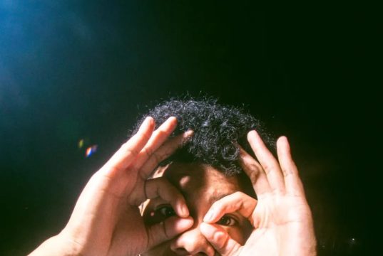 Lagu genre hipdut di karawang