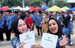 6.483 PPPK Paruh waktu karawang dilantik