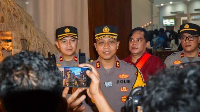 Pesta kembang api tahun baru di karawang