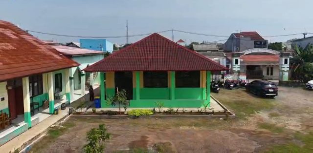 308 sekolah karawang direhabilitasi