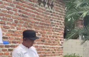 Bupati karawang hibahkan tanah pribadi ke lansia