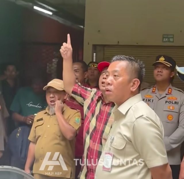 Bupati aep dan plaza cikampek