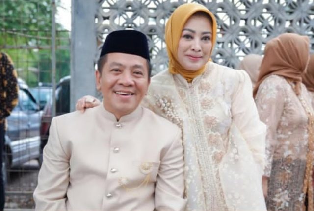 Bupati karawang dan hari ibu