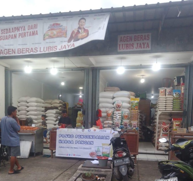 Posko beras bulog karawang