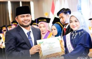 Wabup Purwakarta Hadiri Wisuda STIES Indonesia Purwakarta, Dorong Lulusan Bermental Pemimpin STIES Indonesia Purwakarta