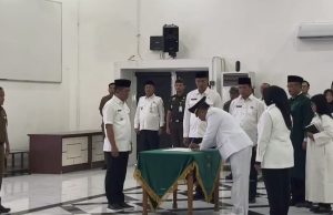Bupati karawang lantik 63 pejabat