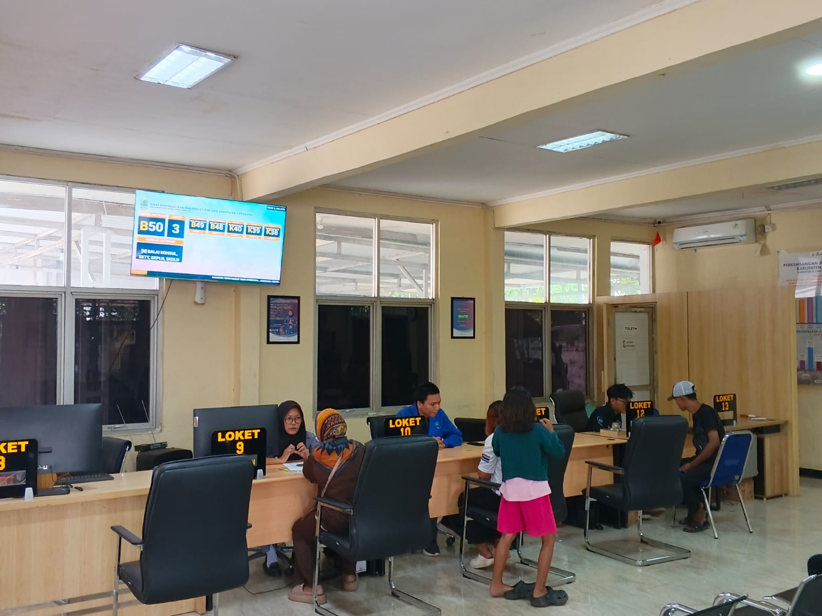 Merantau kerja ke karawang