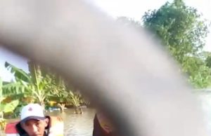 Warga disabilitas karawang banjir