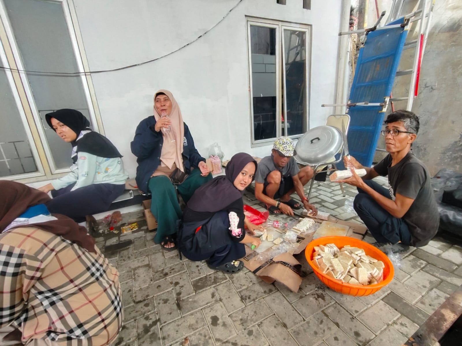 Dapur umum dinsos karawang