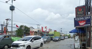 Jalan raya kosambi banjir