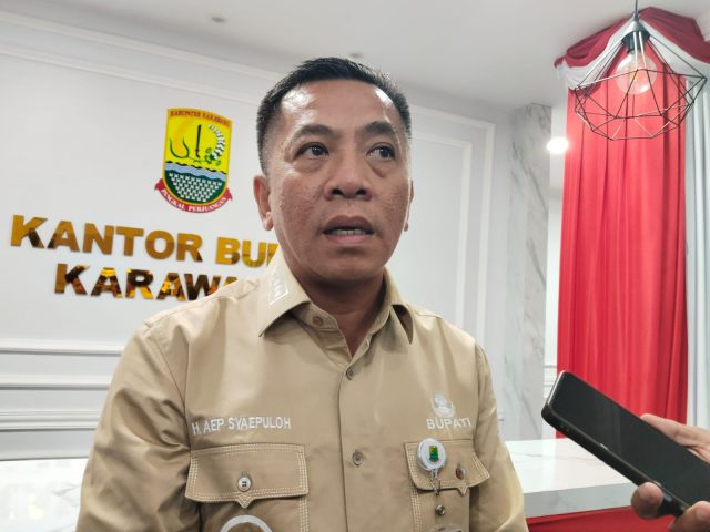 Bupati karawang banjir perumahan