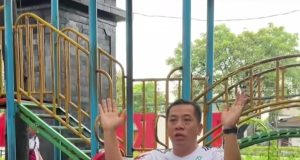 Bupati karawang sidak stadion singaperbangsa