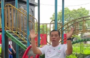 Bupati karawang sidak stadion singaperbangsa