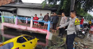 Polisi tabrak lari di karawang