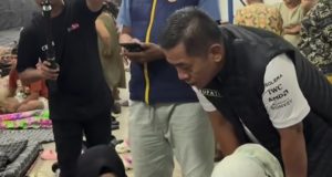 Bupati karawang tengah malam