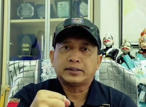 Apdesi karawang dan polri di bawah presiden