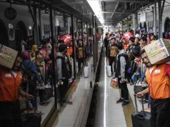 Merantau kerja ke karawang