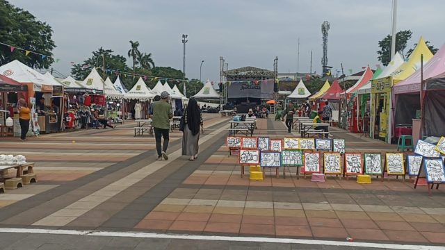 Ngabuburit di karangpawitan karawang