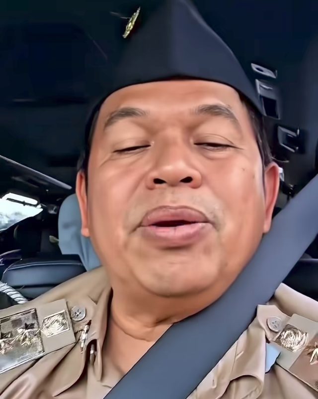 Kdm dan jalan rusak karawang