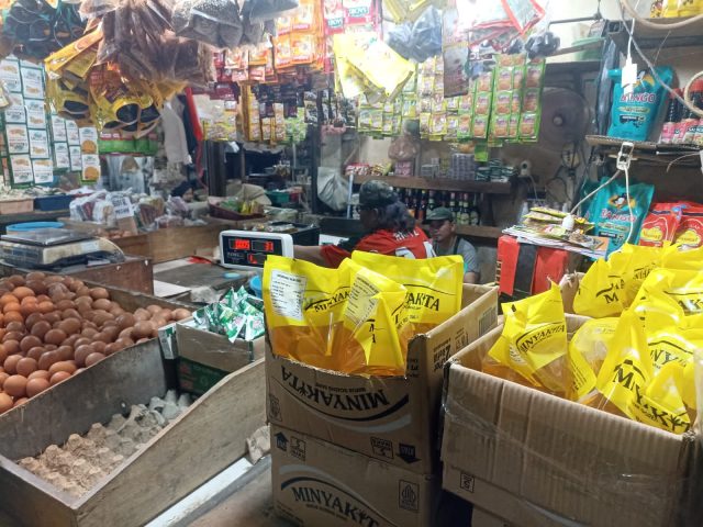 Pedagang pasar karawang dan mbg