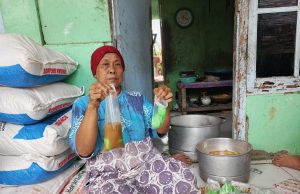 Mak iyoh dan jojongkong karawang
