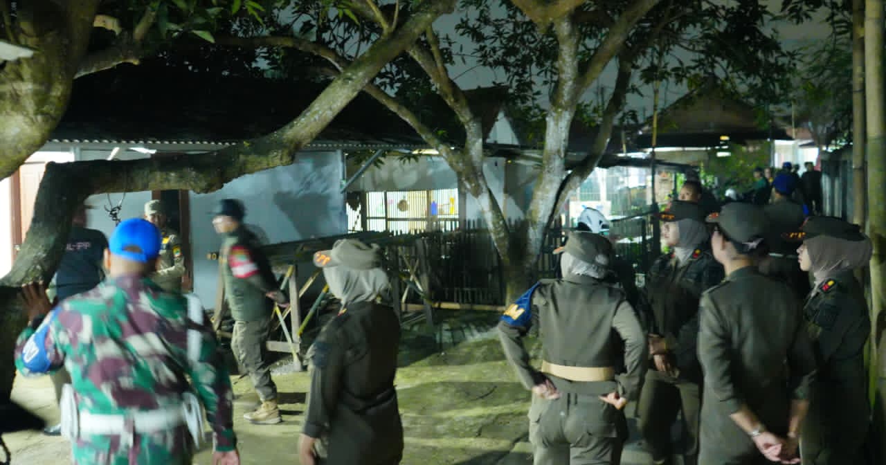 Pasangan ngamar saat ramadan di karawang